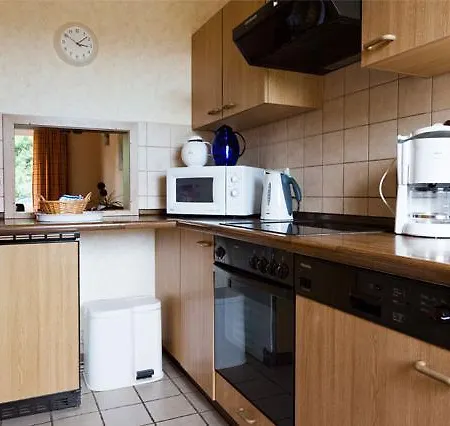 Strandkorb-wohnung-nr-10 *